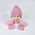 Chapeau et gants en tricot pour l&#39;enfant